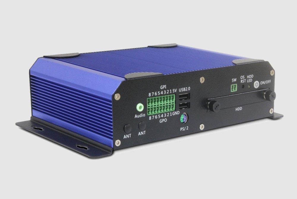 ZOL-3662 嵌入式无风扇工控机